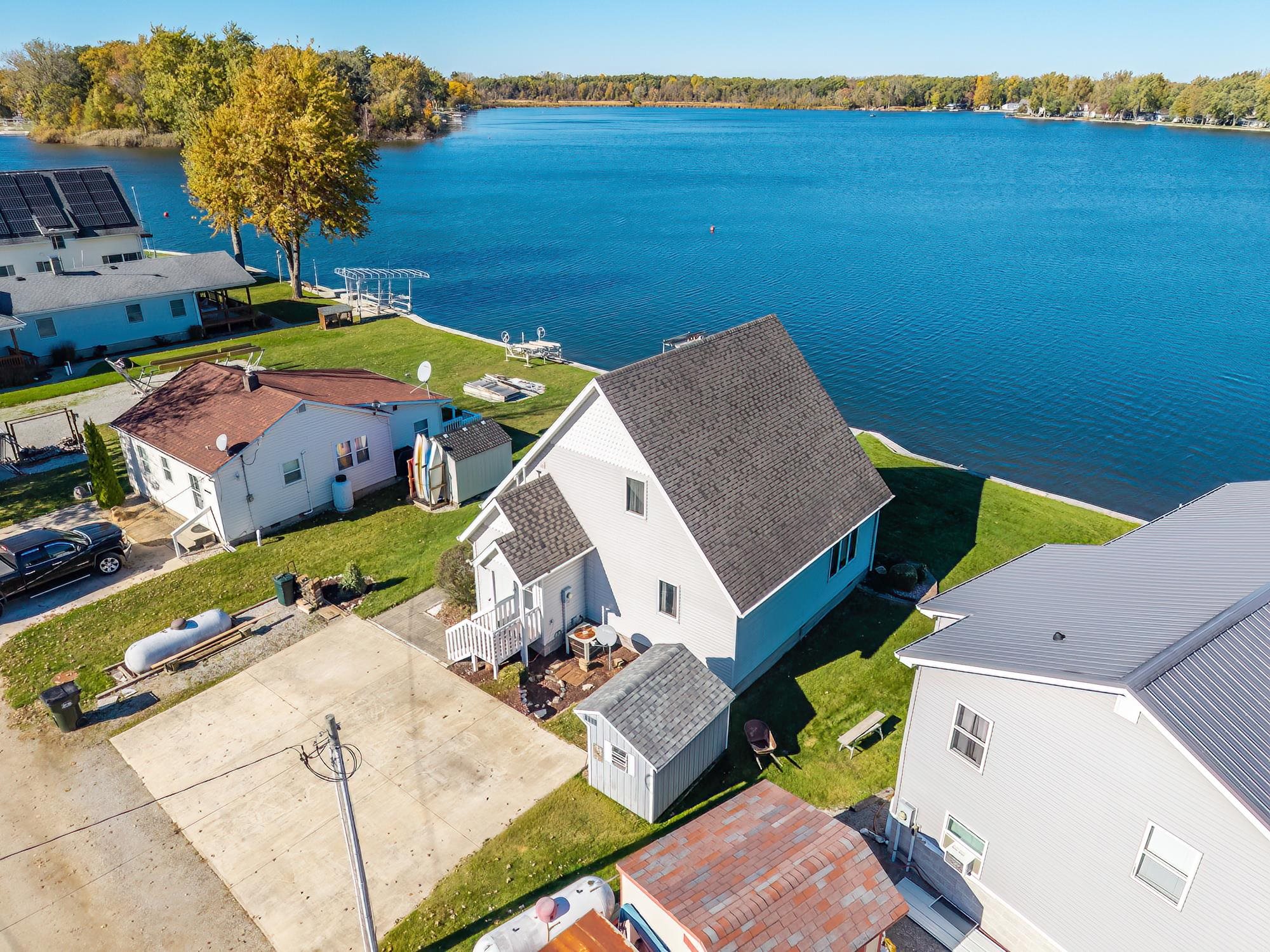 94 W Waldron Lake Drive