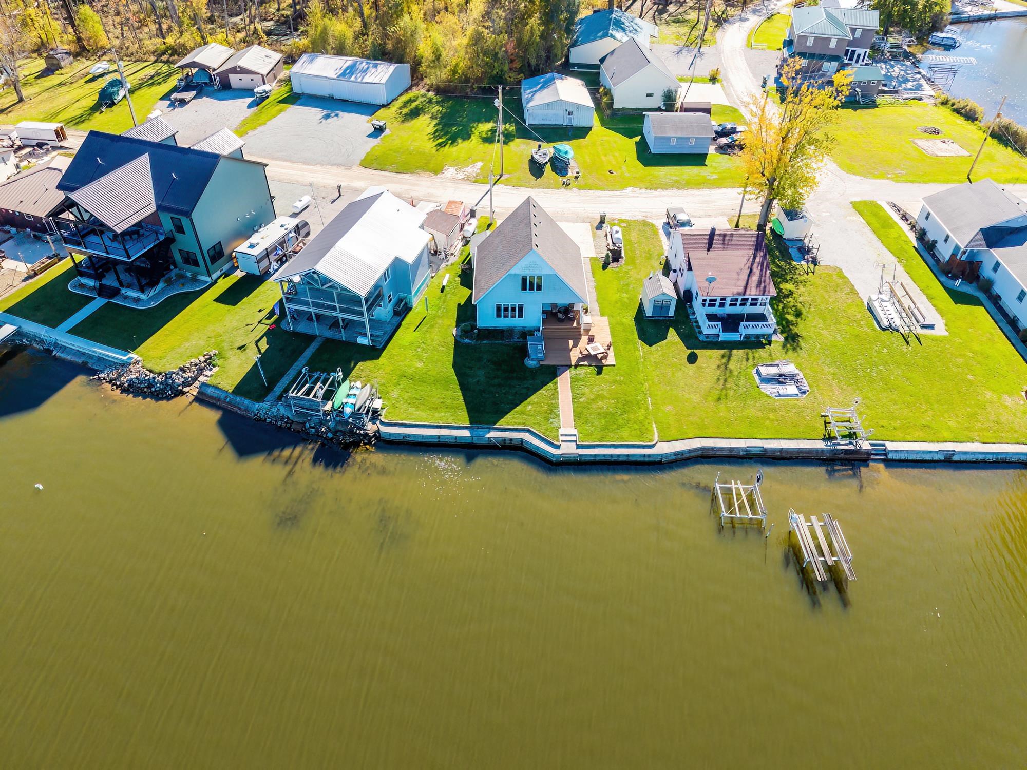 94 W Waldron Lake Drive