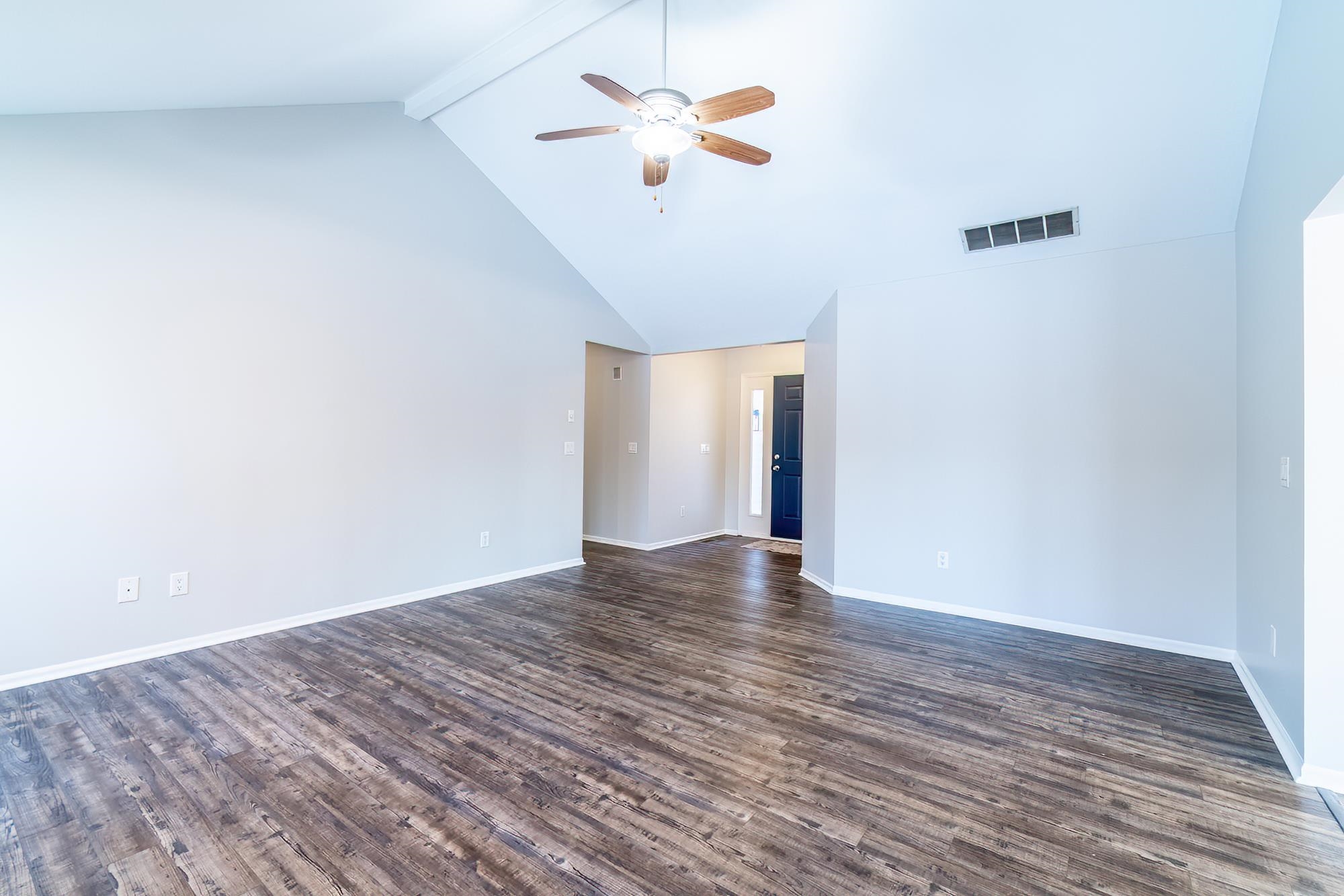 15131 Hidden Oaks Run