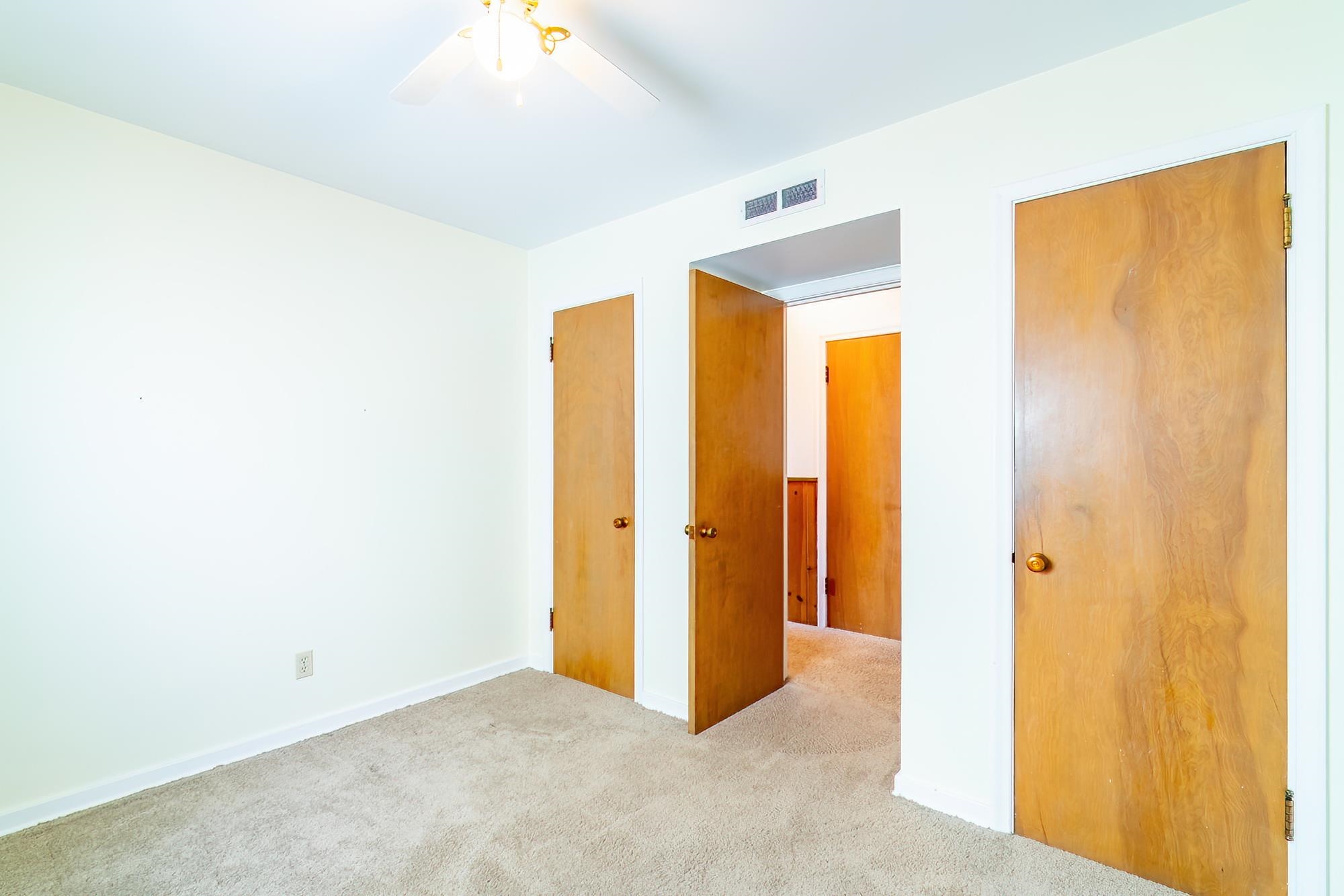 440 W Fleming Avenue