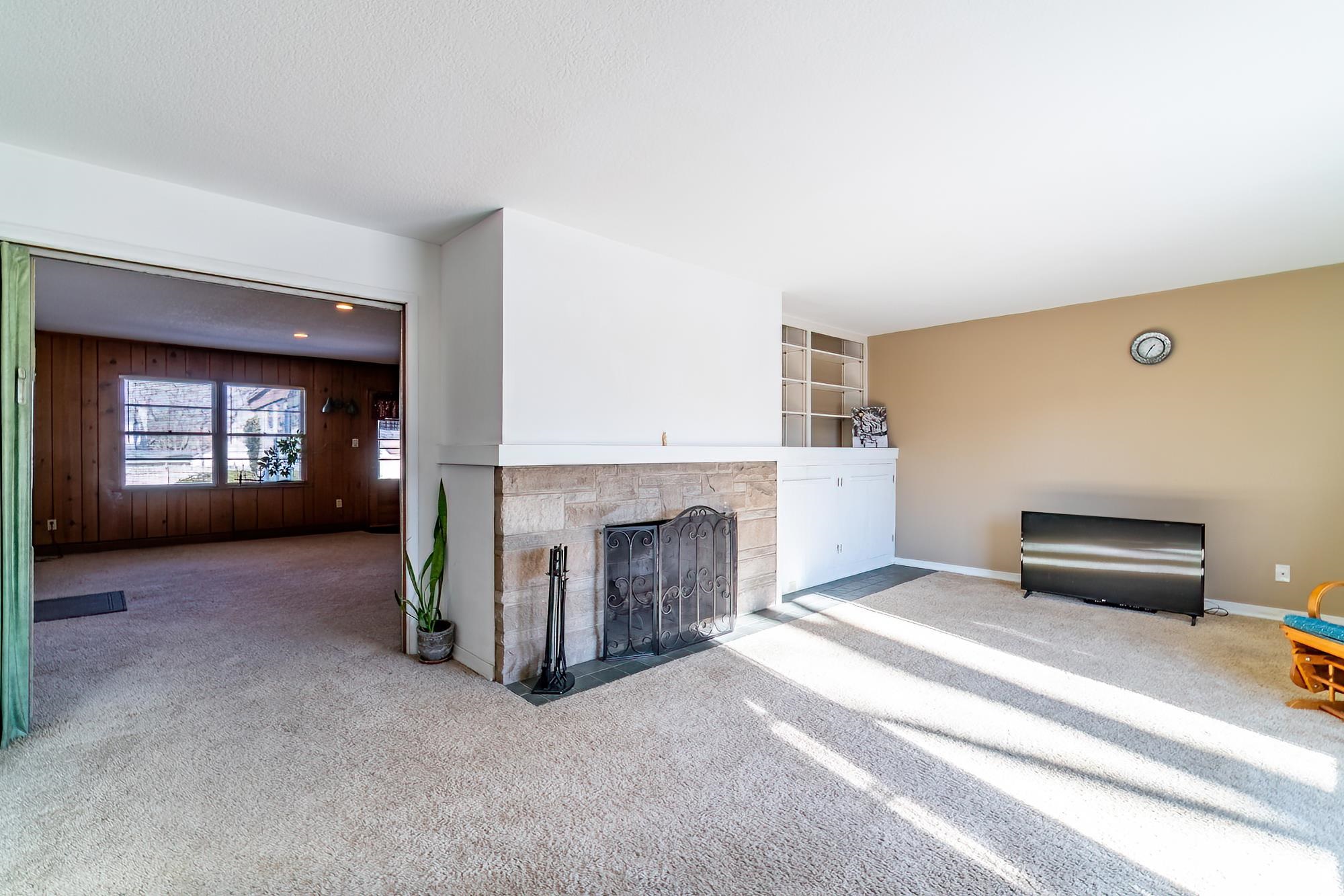 440 W Fleming Avenue