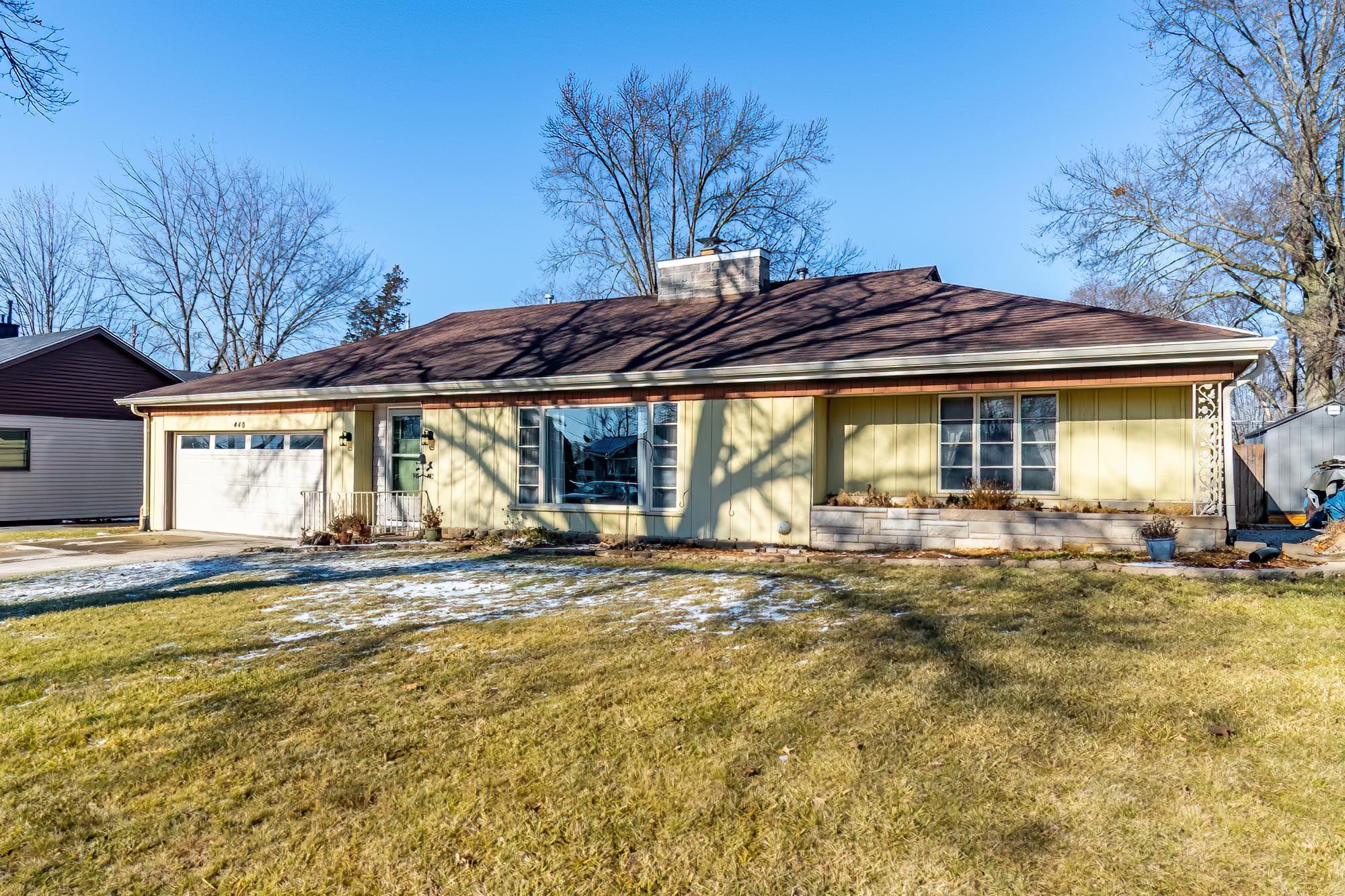 440 W Fleming Avenue