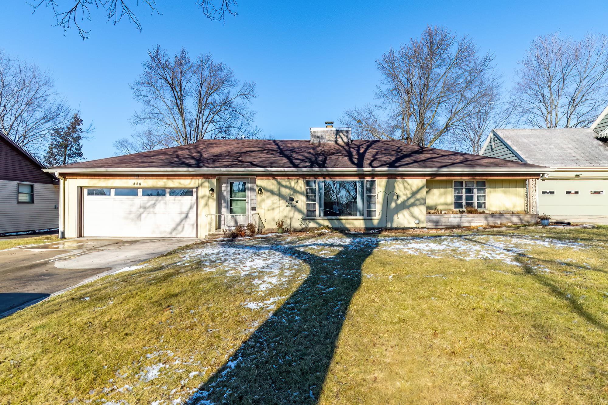 440 W Fleming Avenue