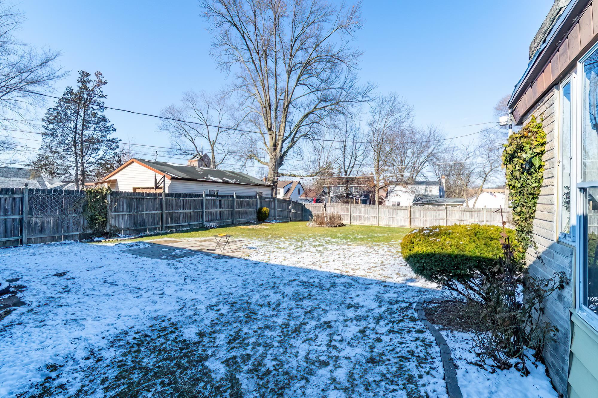 440 W Fleming Avenue