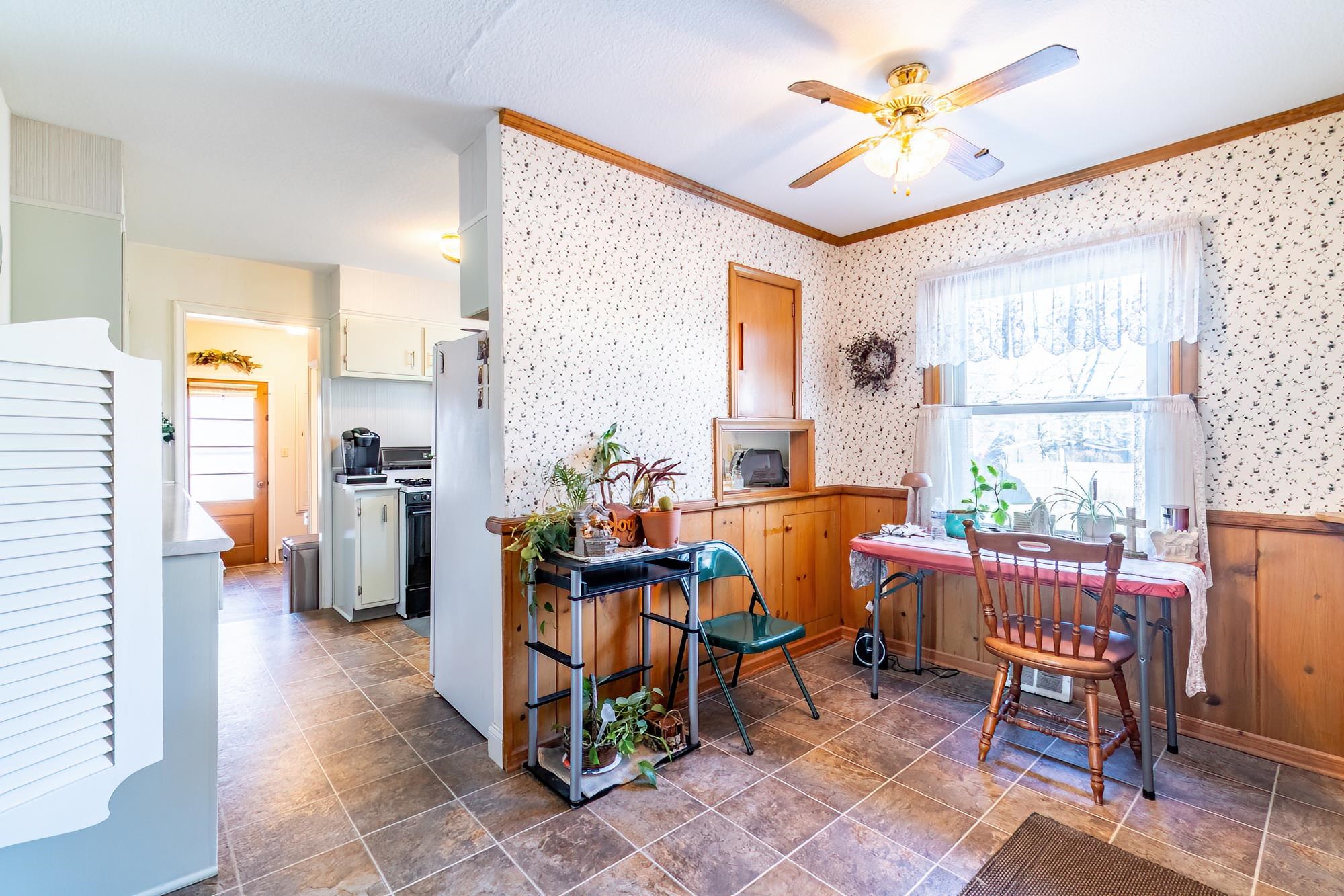 440 W Fleming Avenue