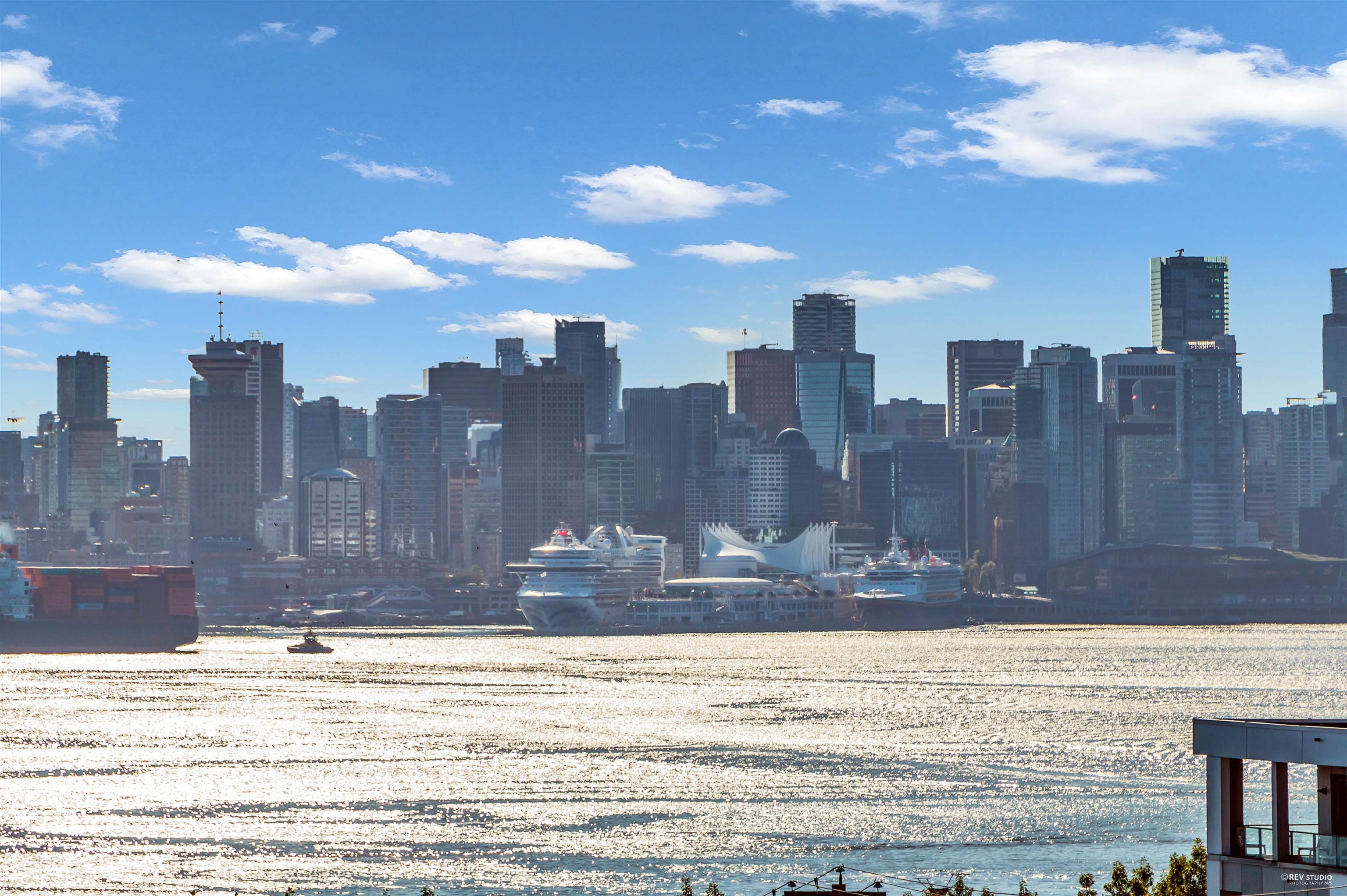 407 422 E 3RD STREET Unit: 407