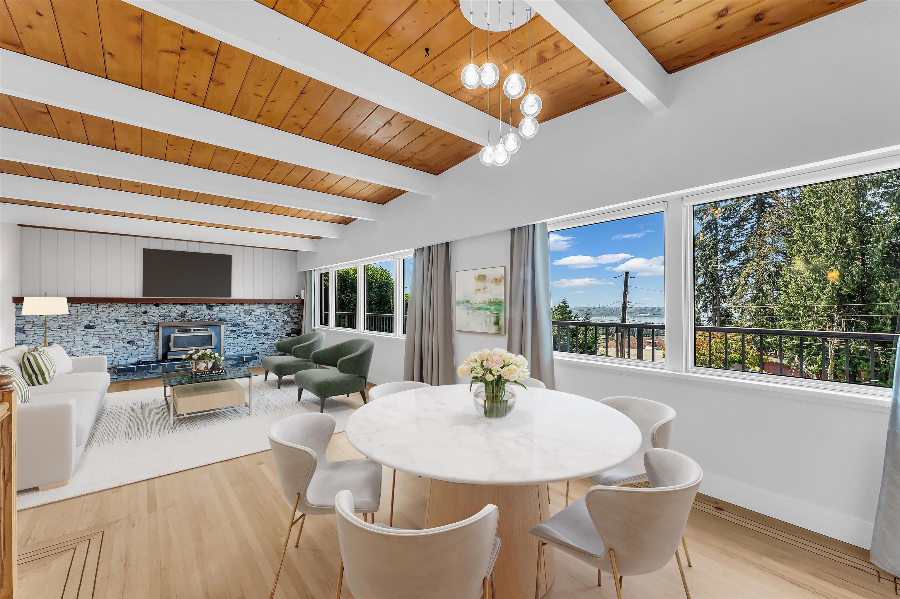 472 CRESTWOOD AVENUE