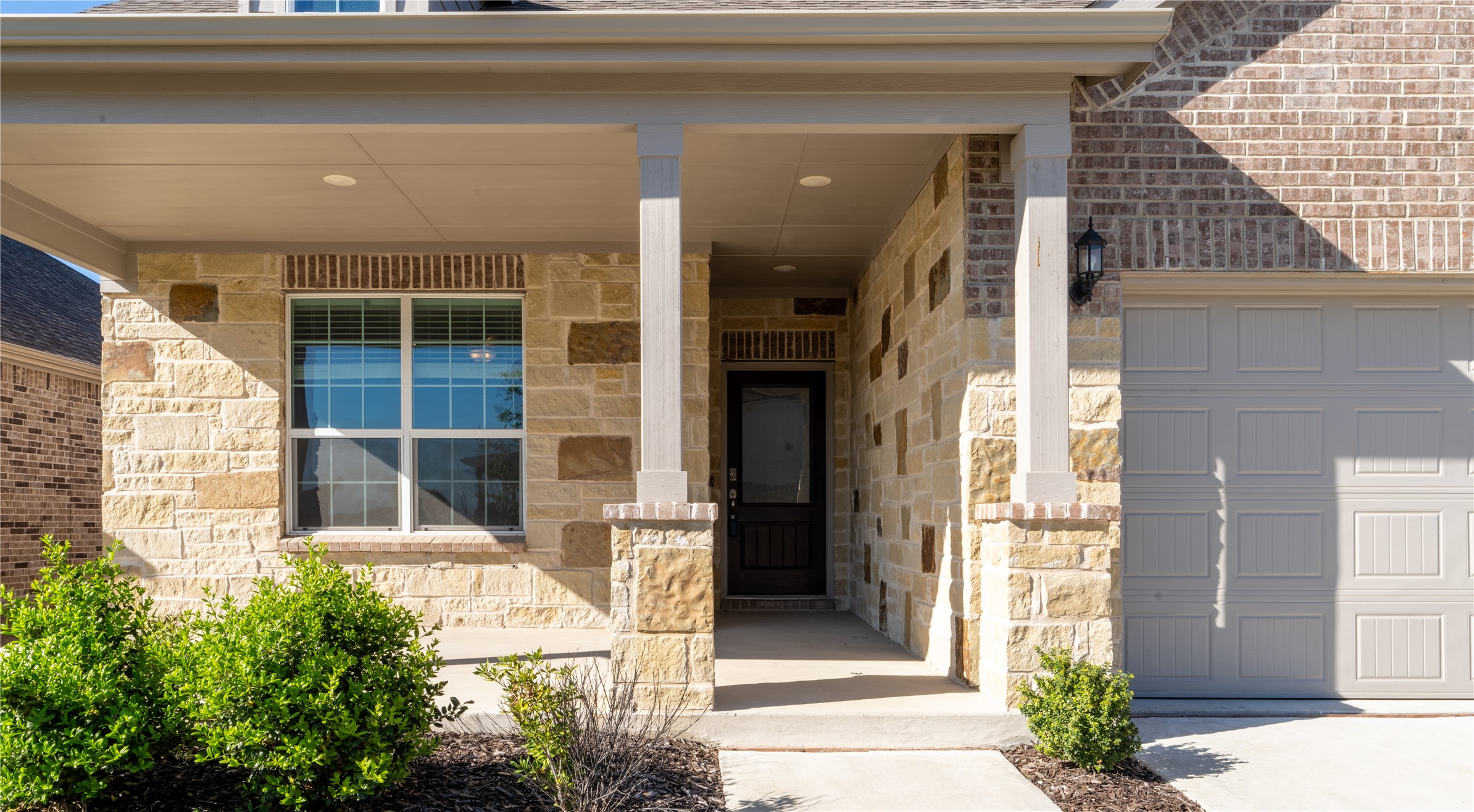 2020 Robert Street