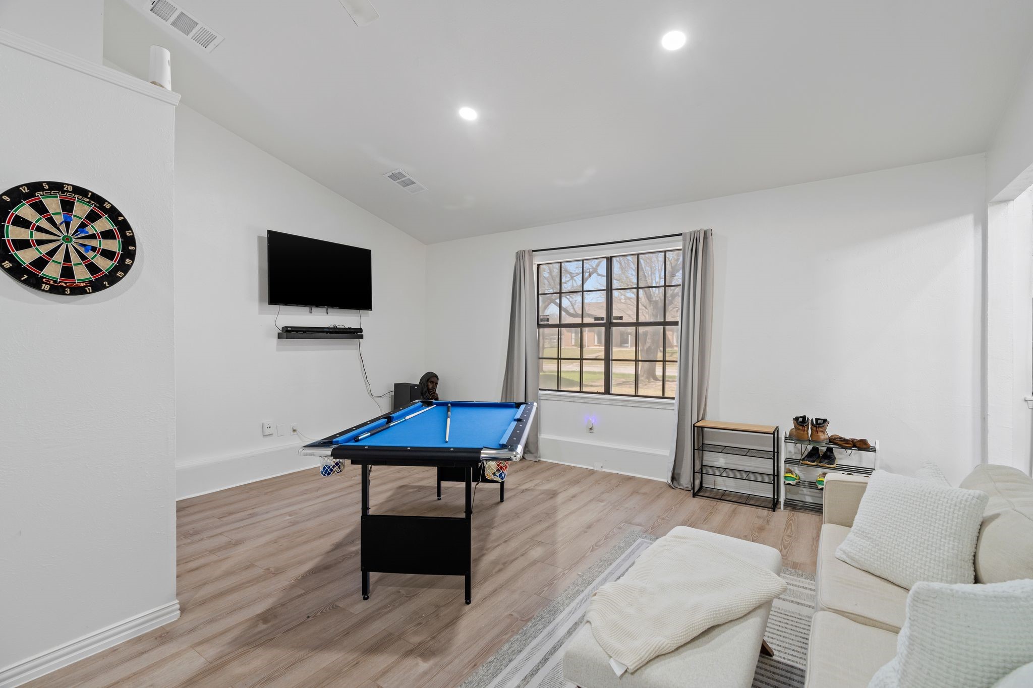 1382 Southridge Drive