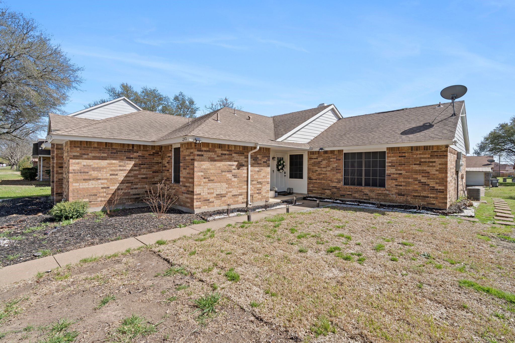 1382 Southridge Drive