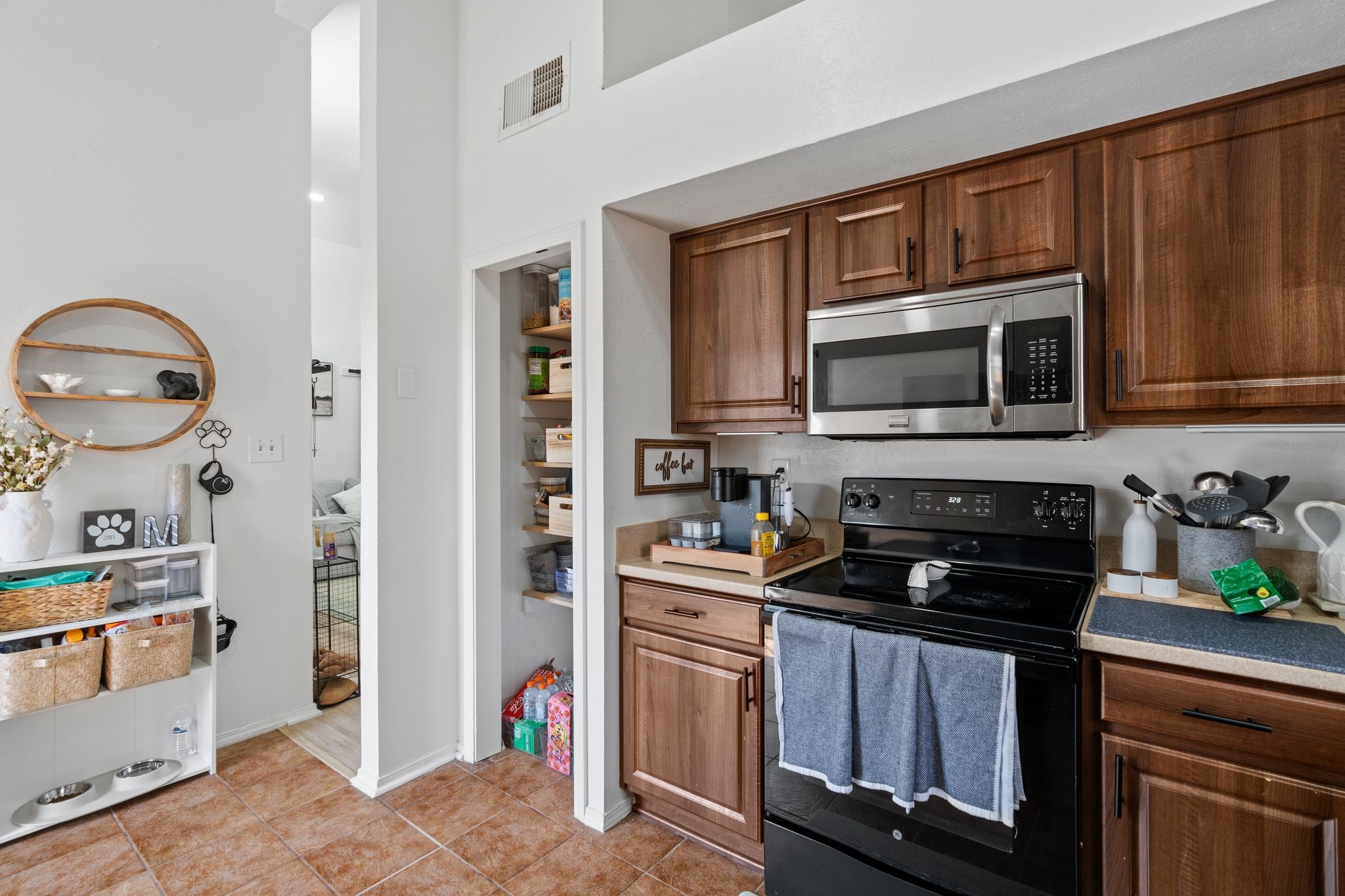 1382 Southridge Drive