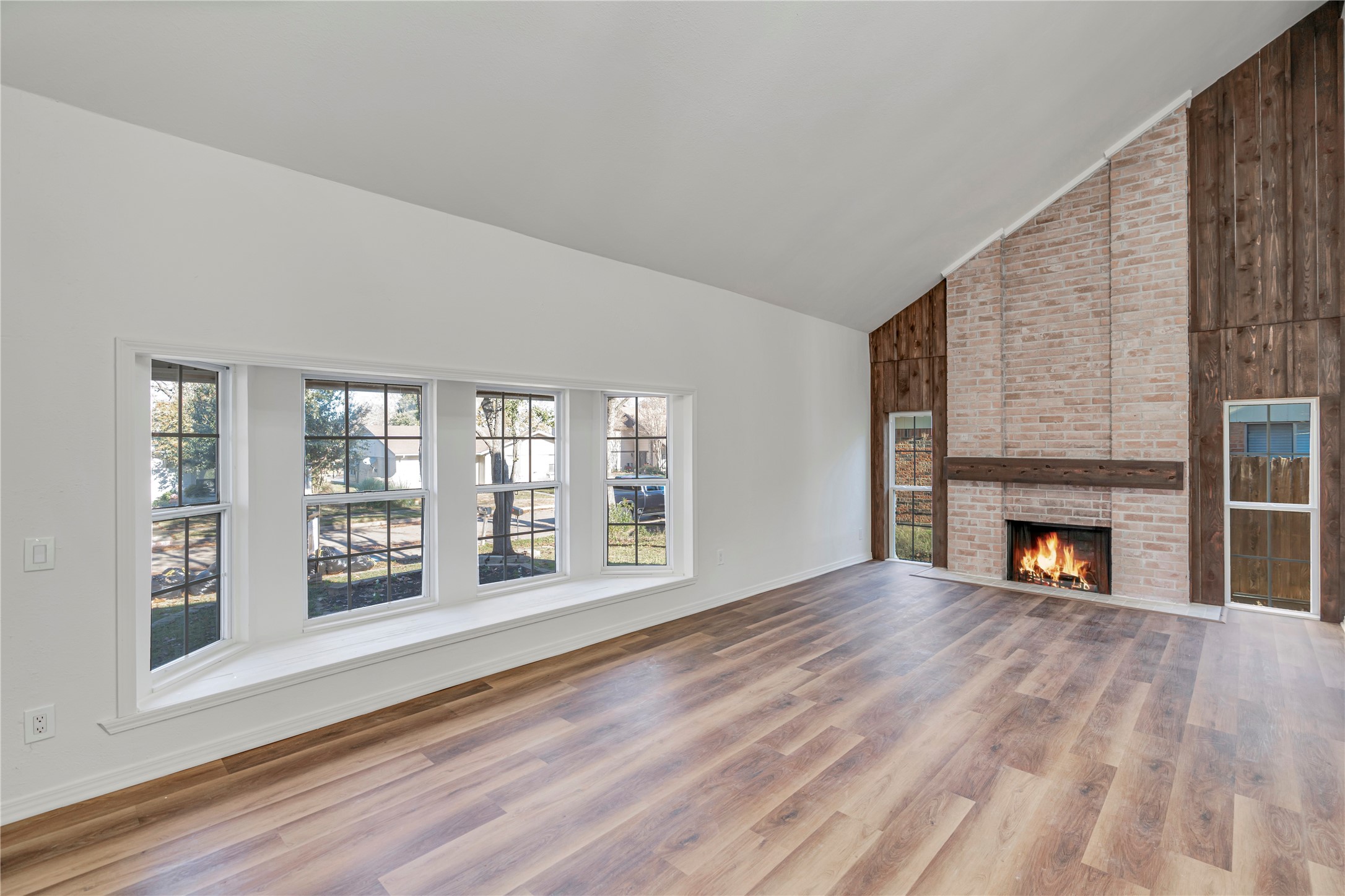 5514 Castleview Lane