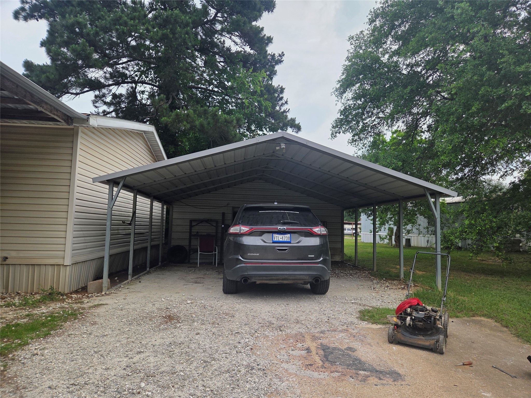 5101 Estes Parkway 105