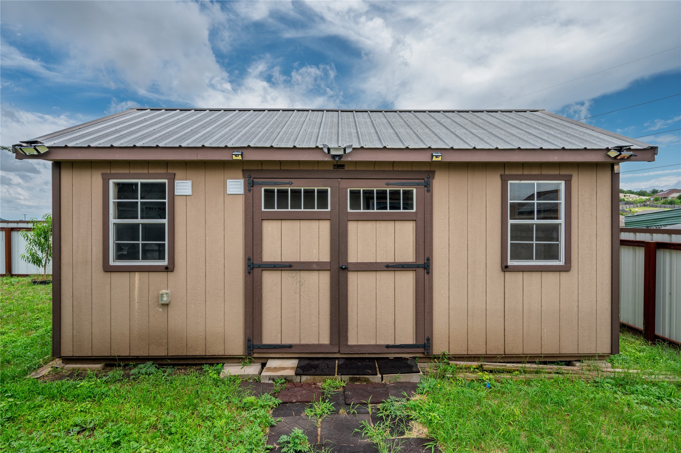 2200 Golden Eagle Drive