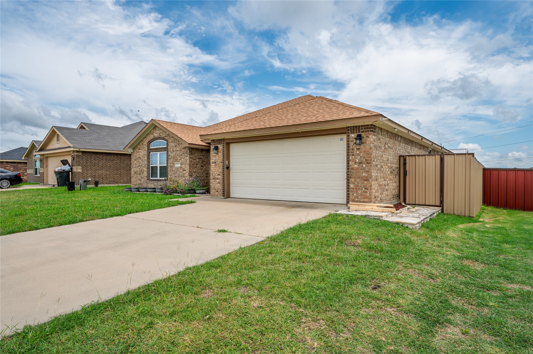 2200 Golden Eagle Drive