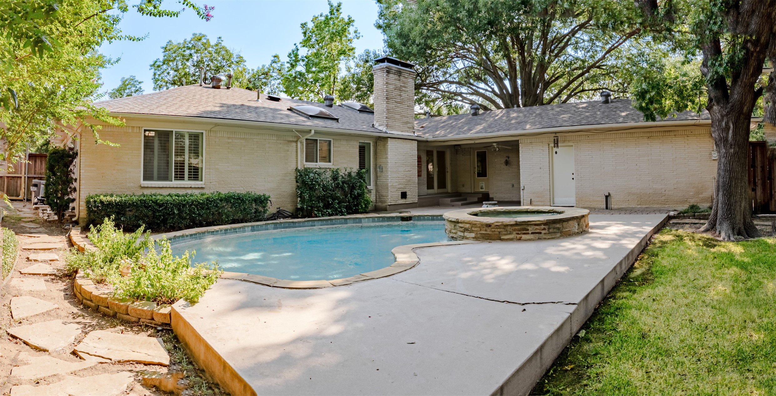 6151 Chesley Lane
