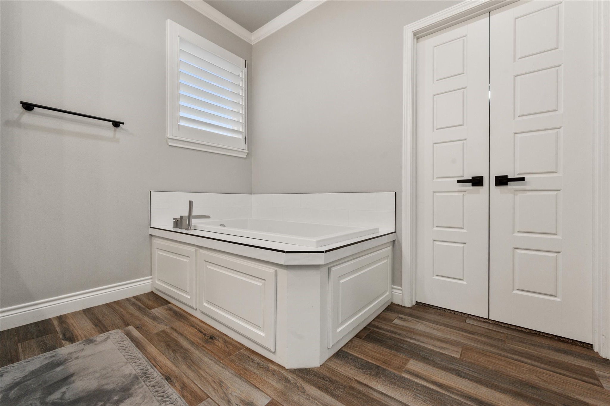 1105 Cotton Creek