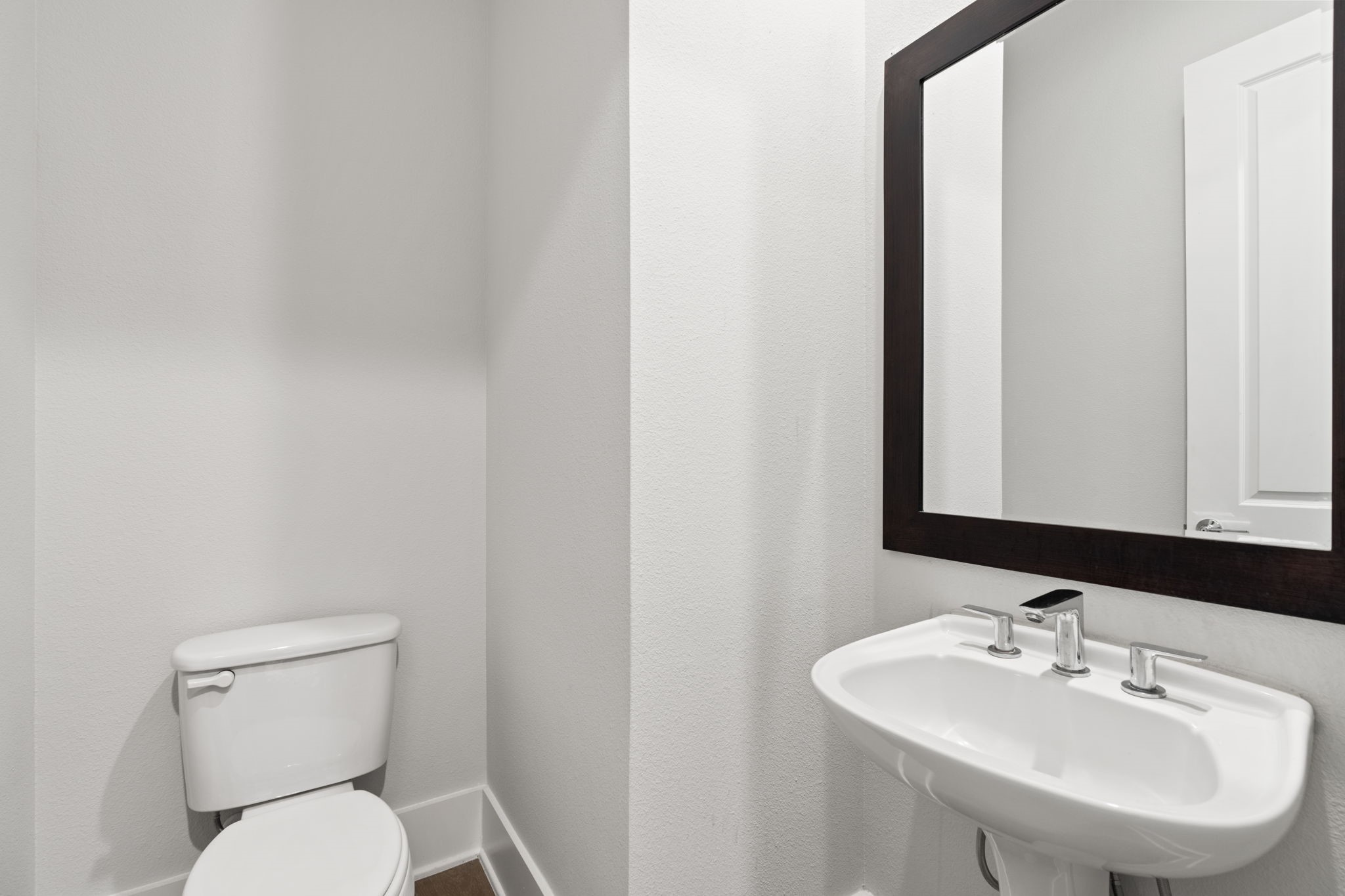 381 E Greenbriar Lane 1603