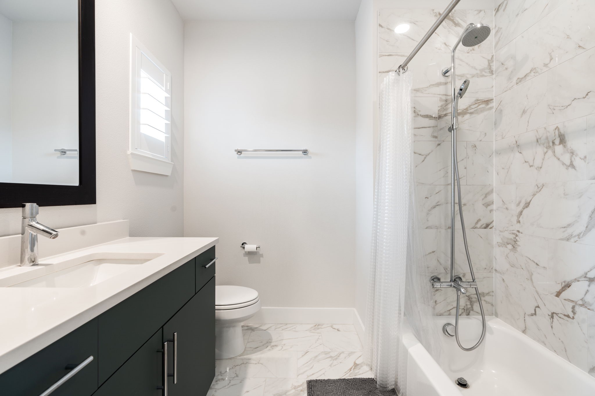 381 E Greenbriar Lane 1603