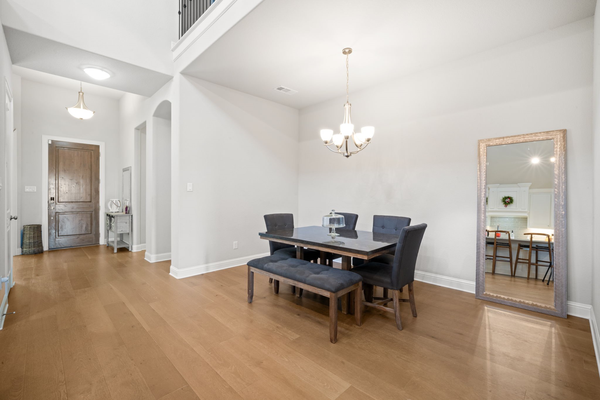 225 Lariat Trail