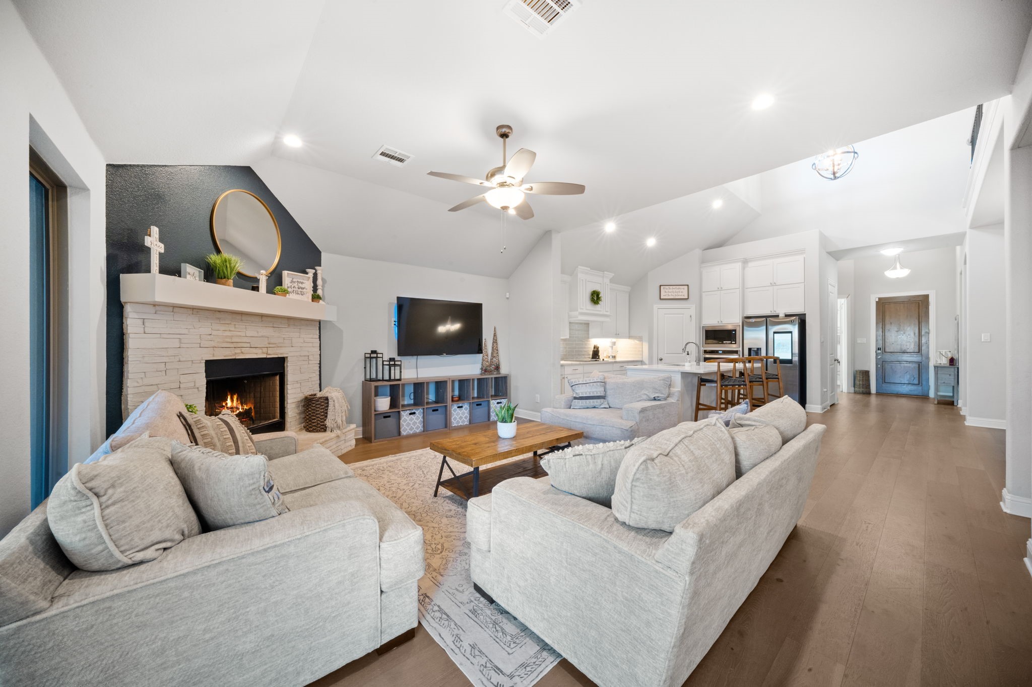 225 Lariat Trail