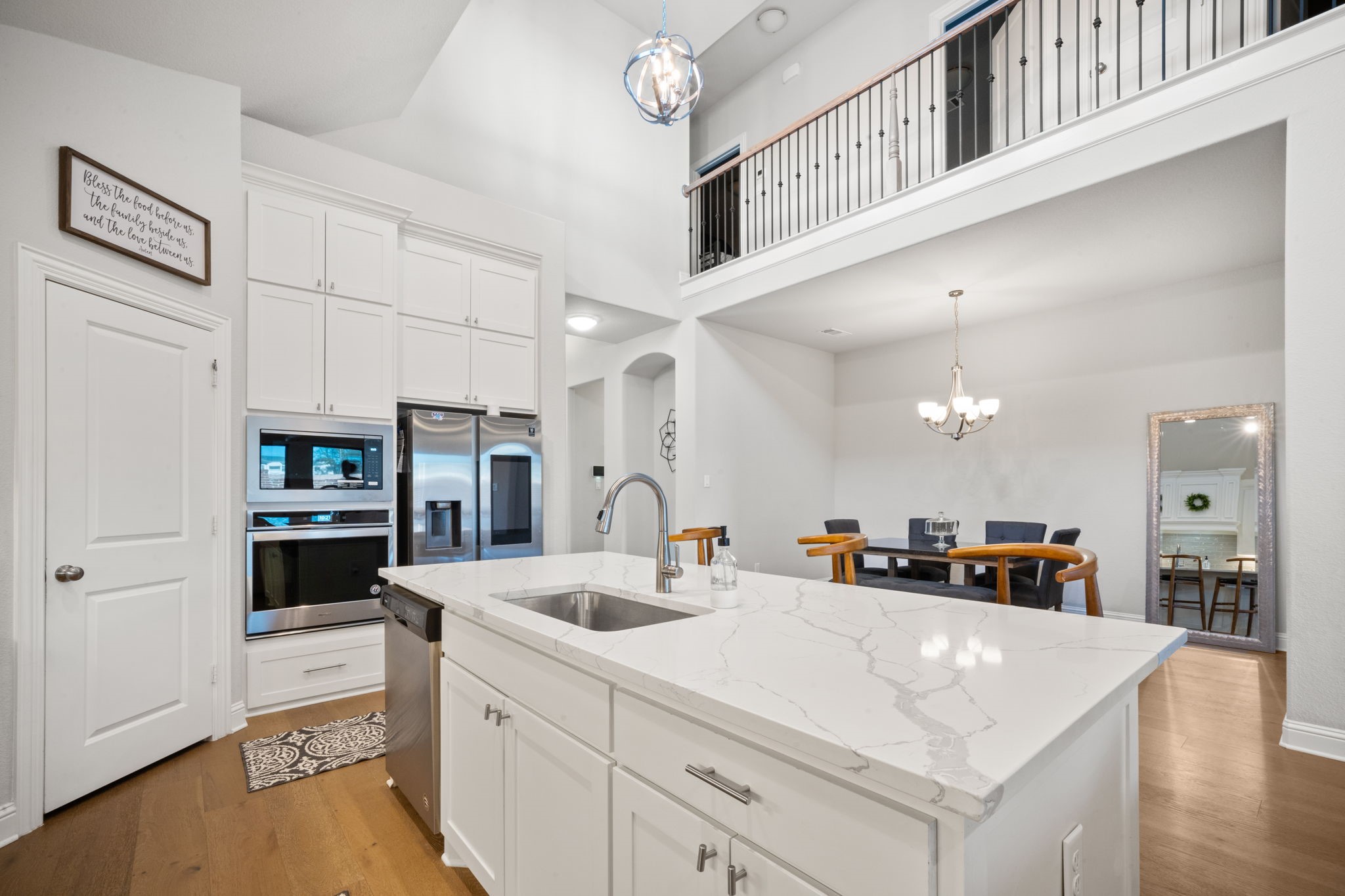 225 Lariat Trail