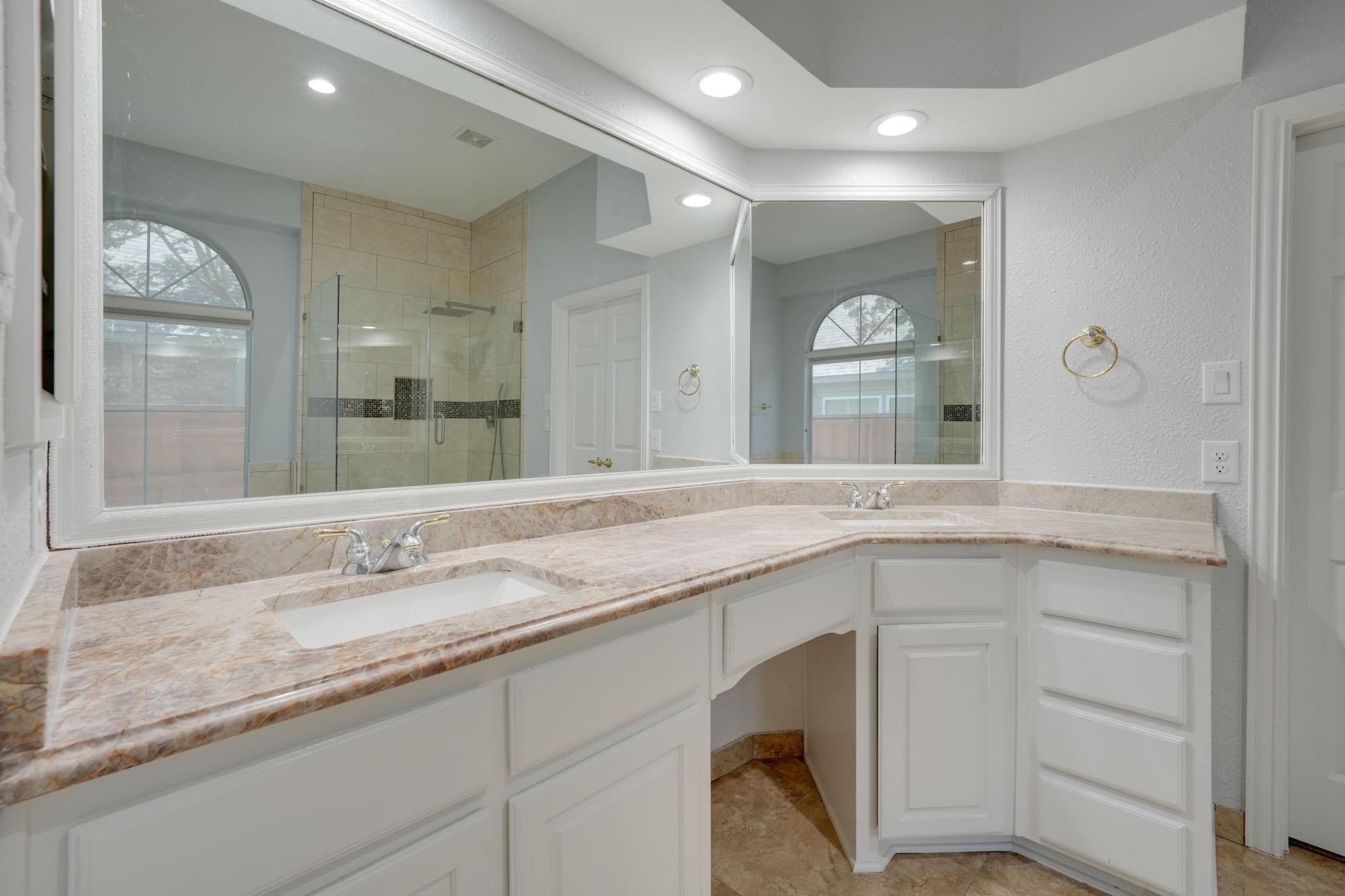 1508 Comanche Drive