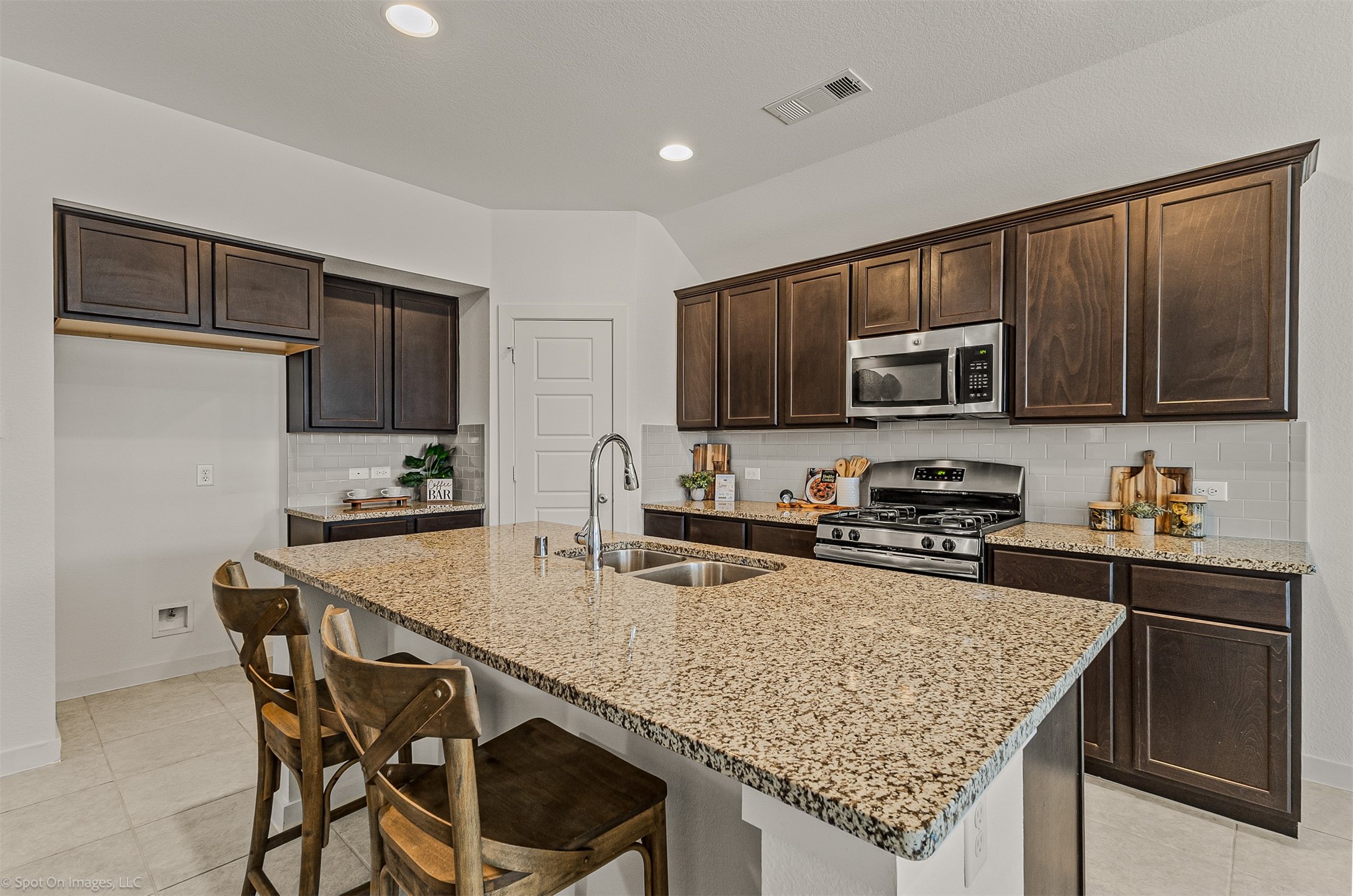 1720 Long Meadow Road