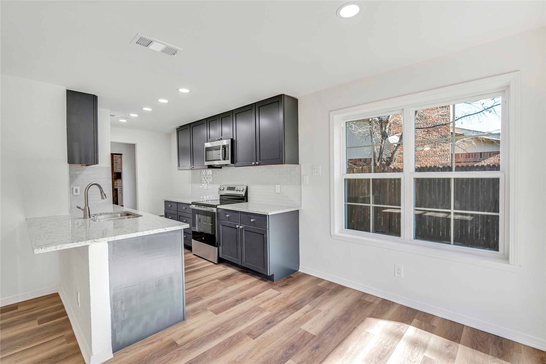 5514 Castleview Lane