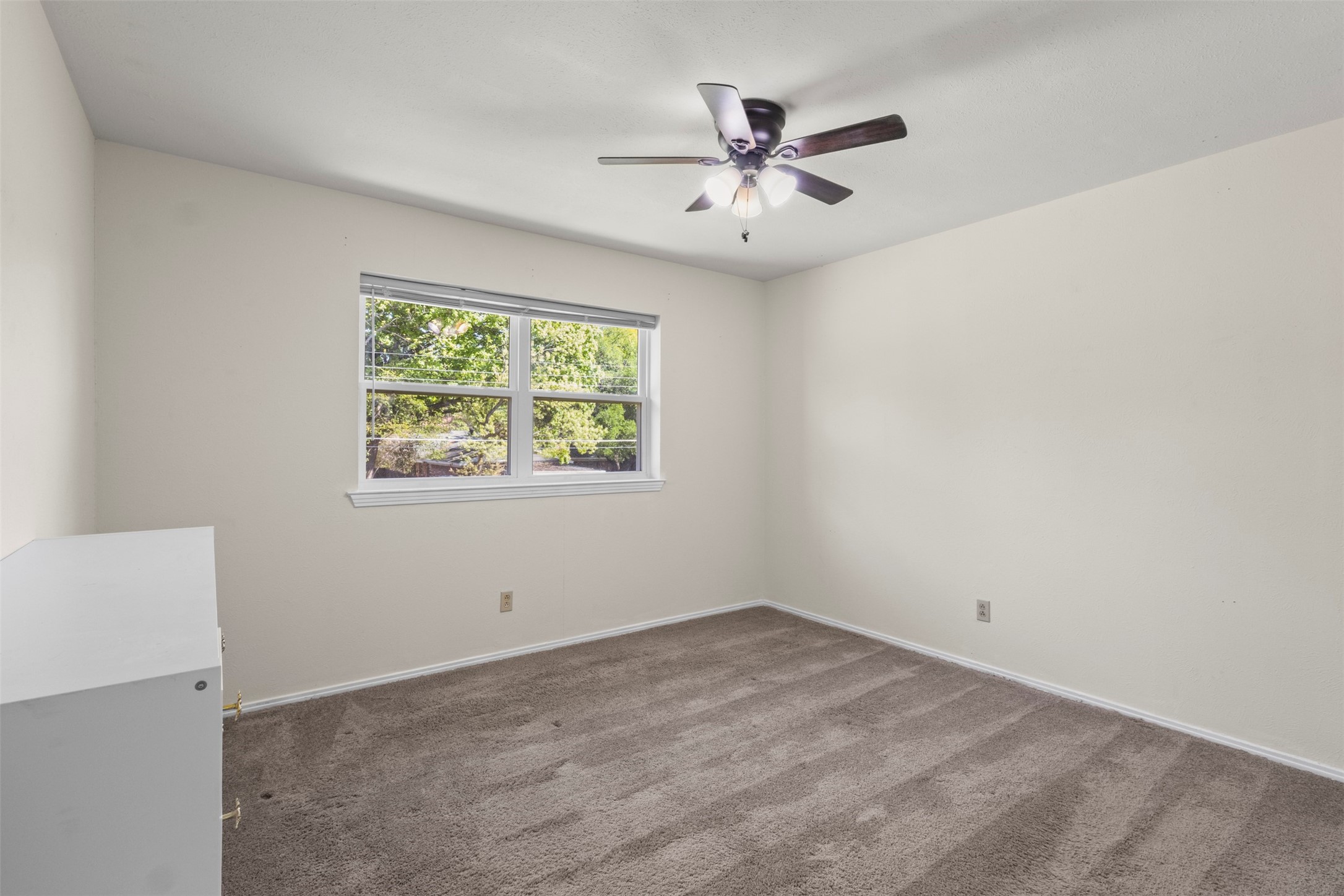 738 Kingswood Avenue