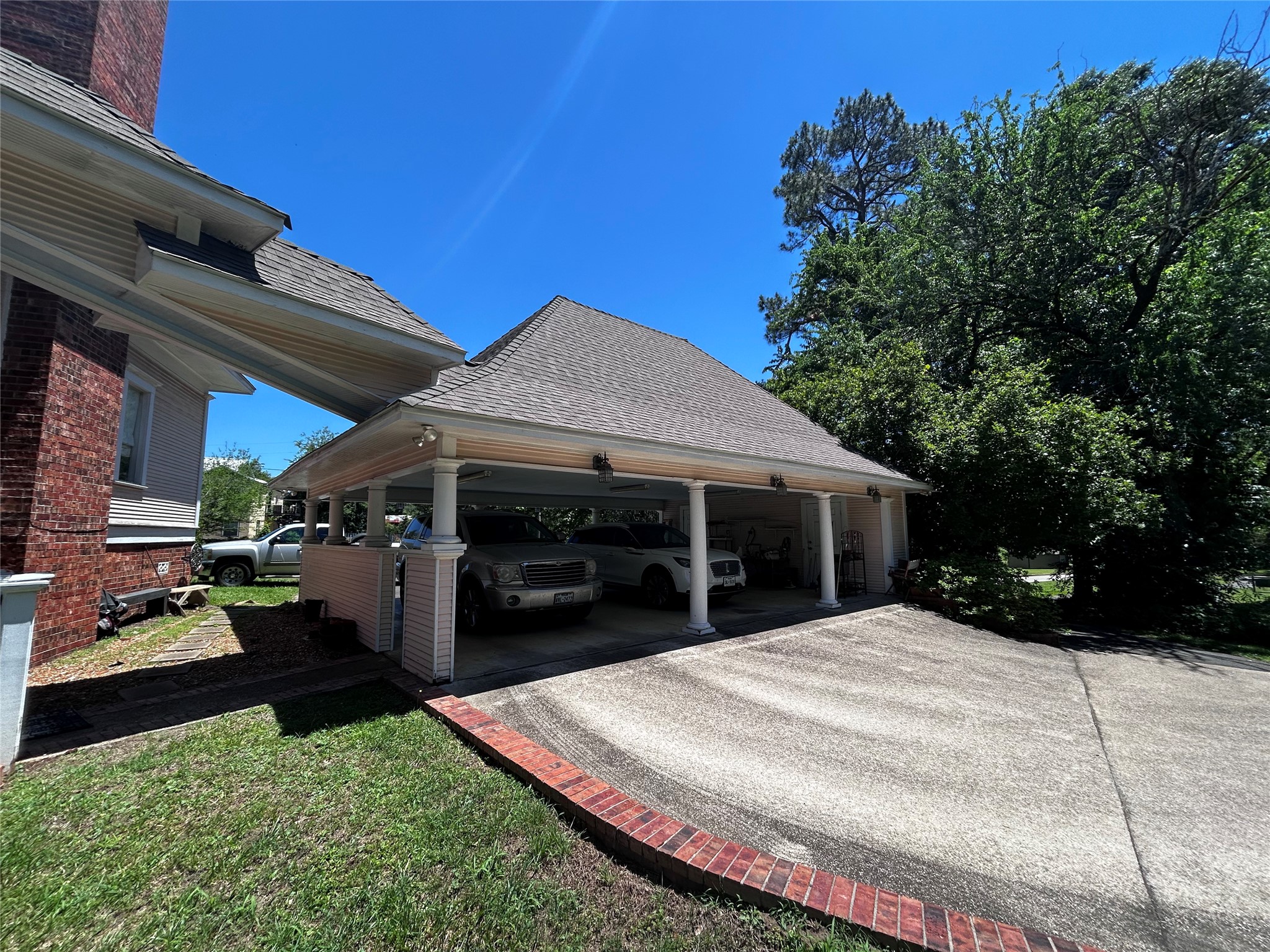 416 Shelbyville Street