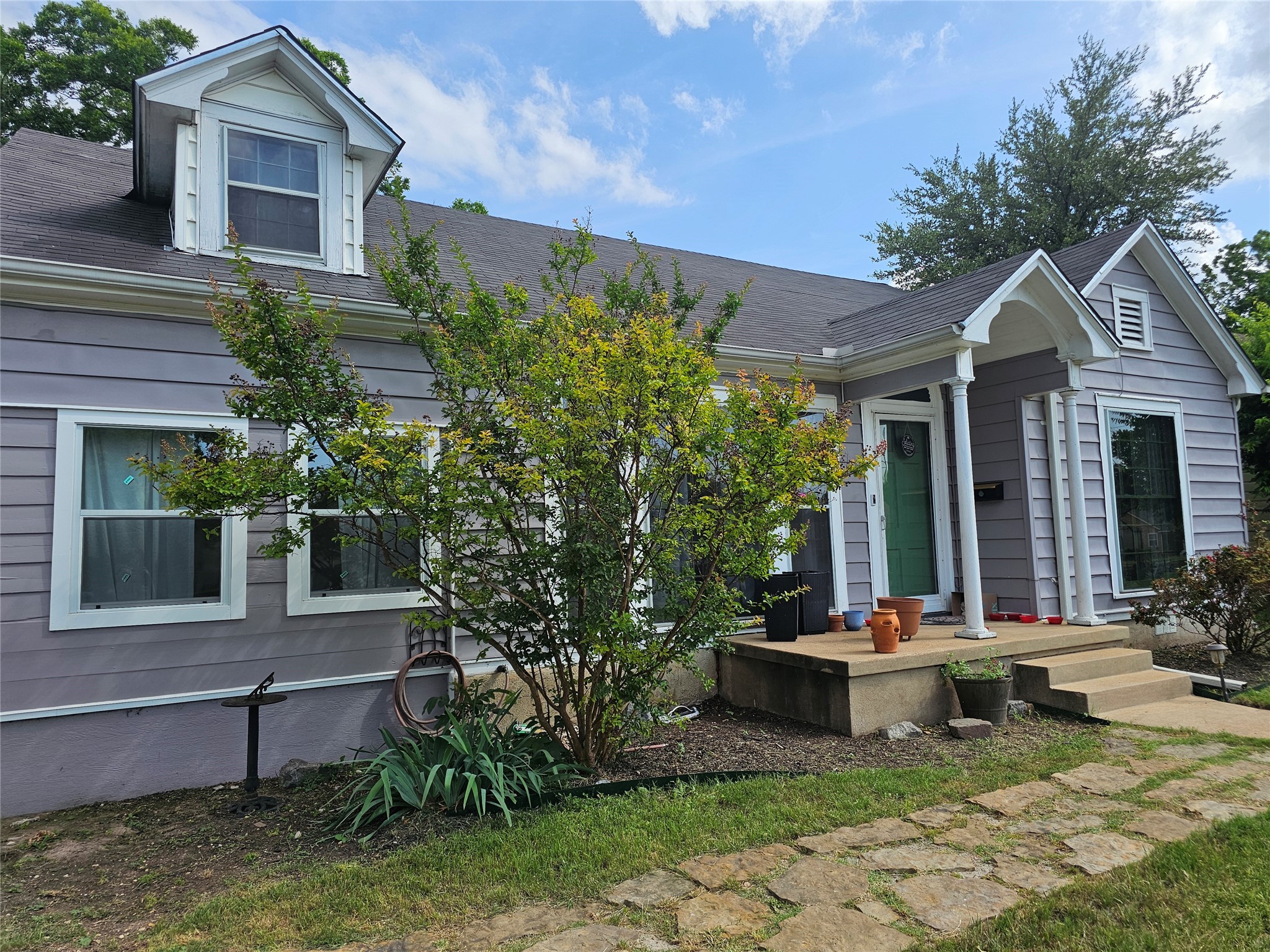 2600 Proctor Avenue