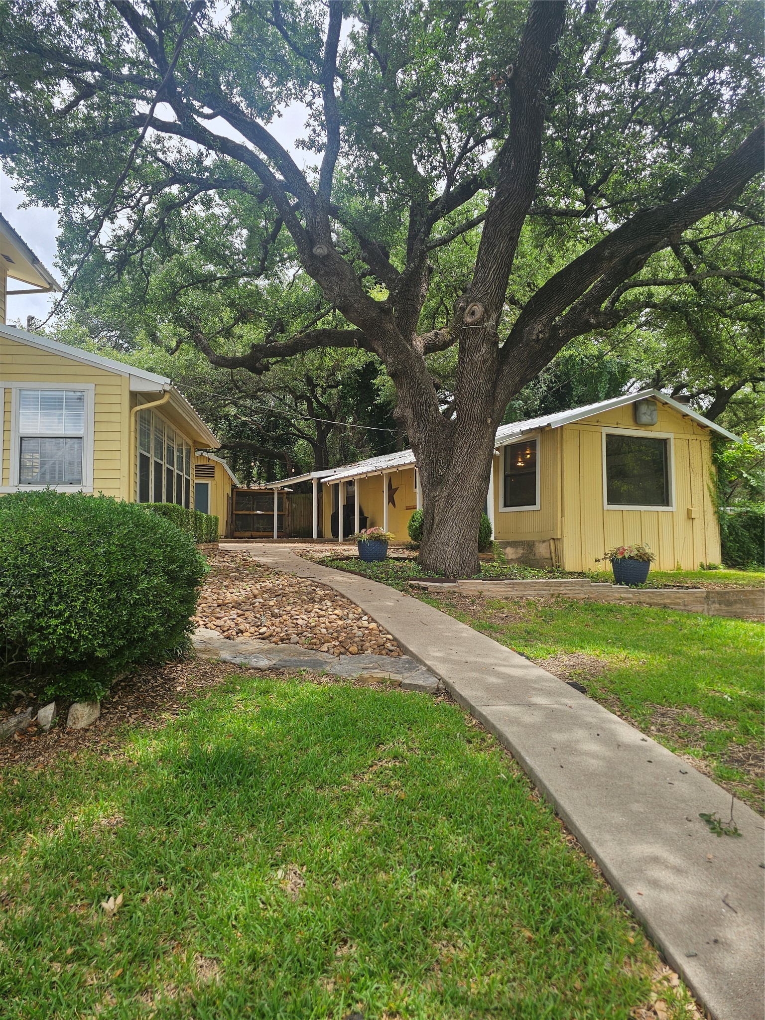 3814 Pawnee Court