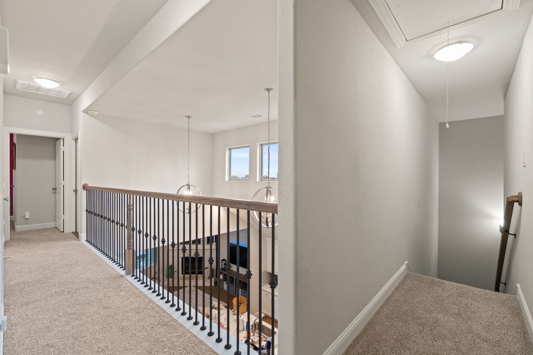 225 Lariat Trail