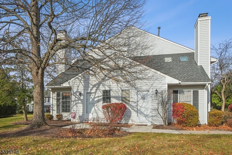 376 Burdock Ct