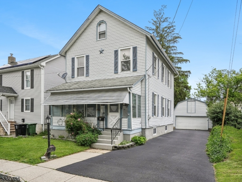 13 Monroe St
