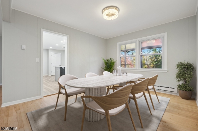 5 Weatherhill Rd