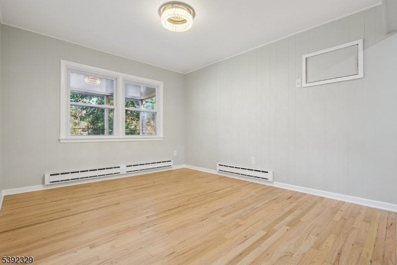 5 Weatherhill Rd