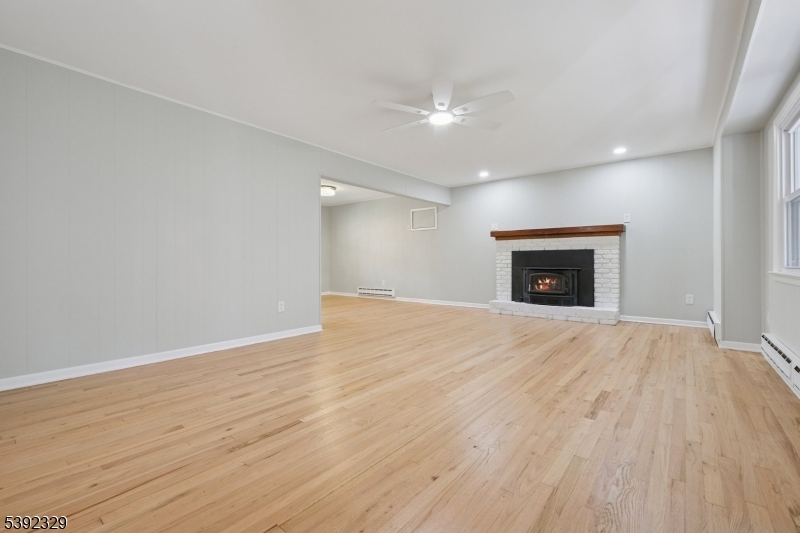 5 Weatherhill Rd