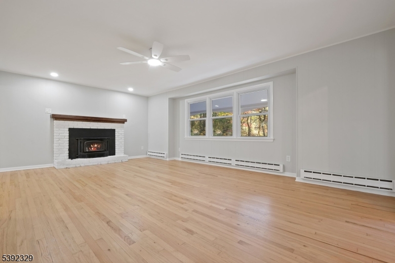 5 Weatherhill Rd