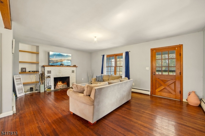 21 Readington Rd