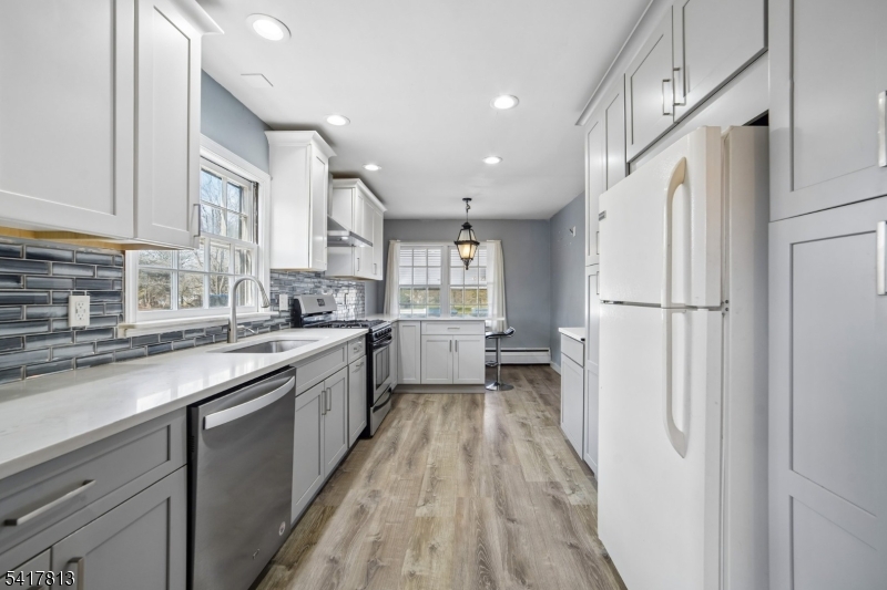 21 Readington Rd