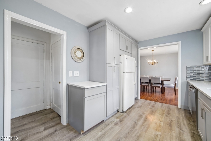 21 Readington Rd