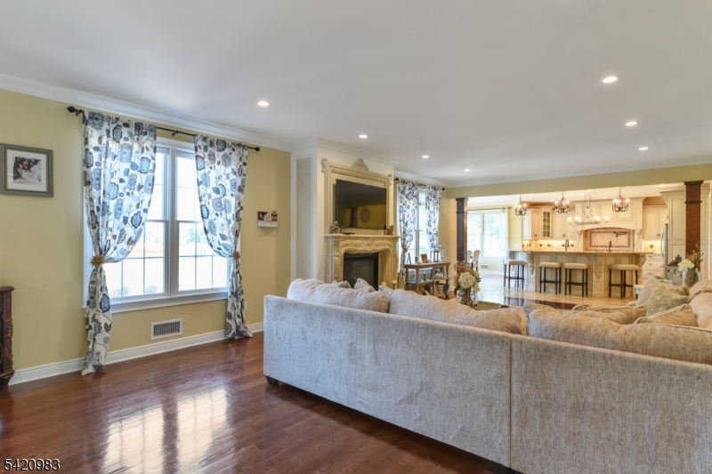 9 Van Fleet Rd