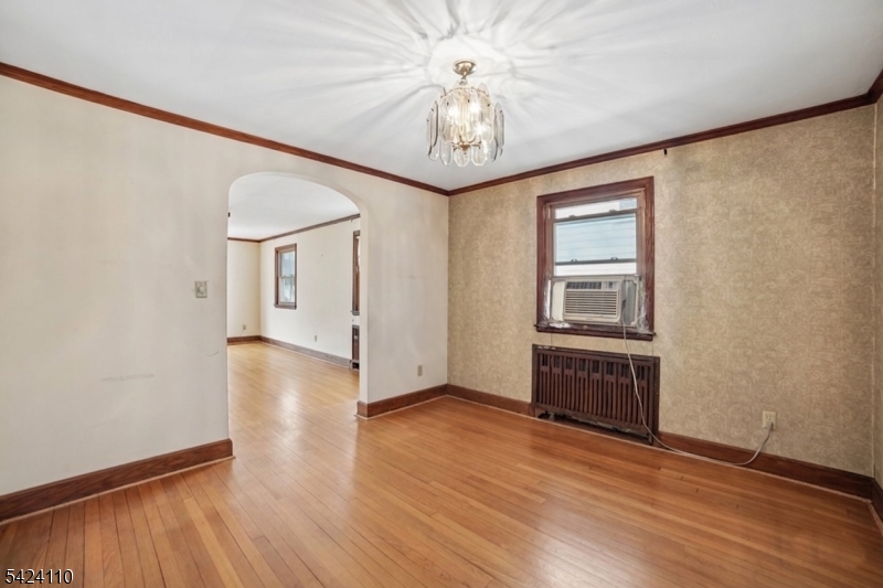 230 Sandford Ave