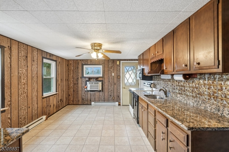 398 Riegelsville Rd