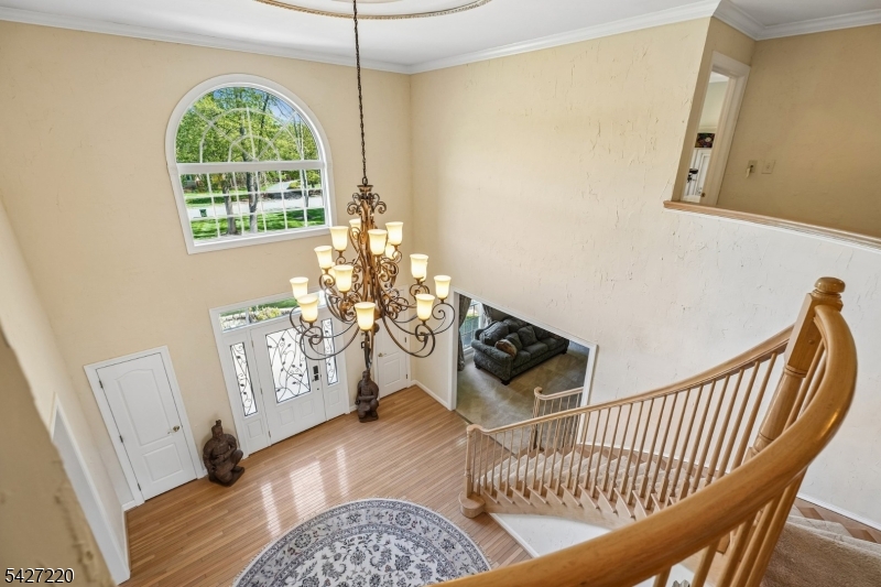 2 Fairway Dr