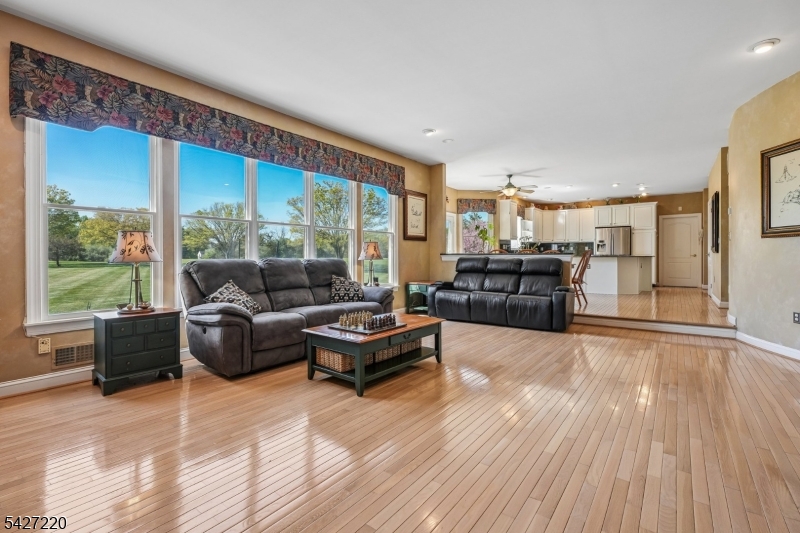 2 Fairway Dr