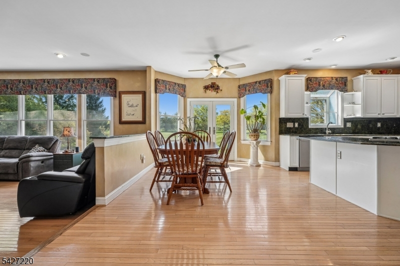 2 Fairway Dr