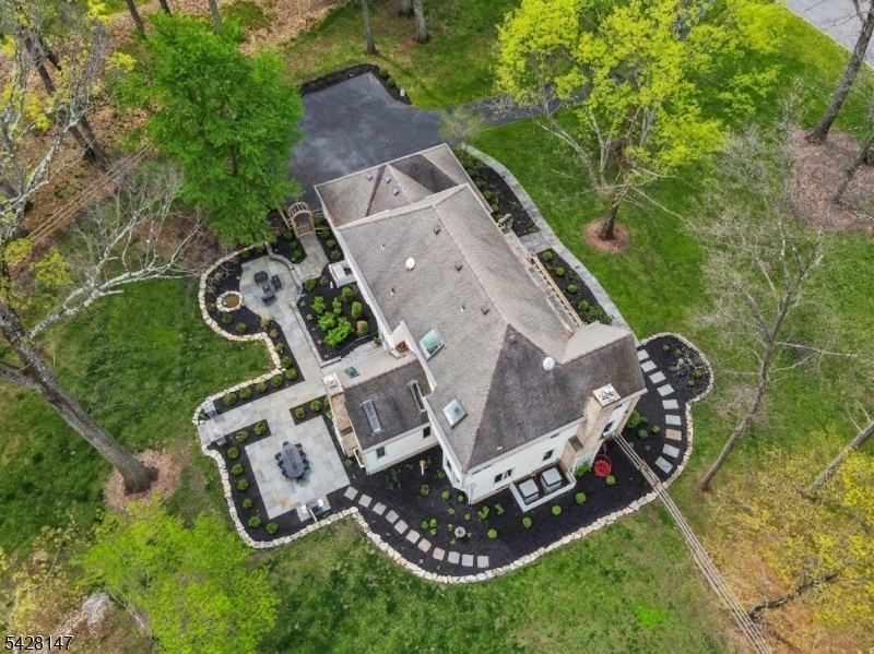 4 Flintlock Rd